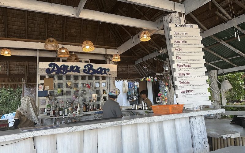 Aqua Bar