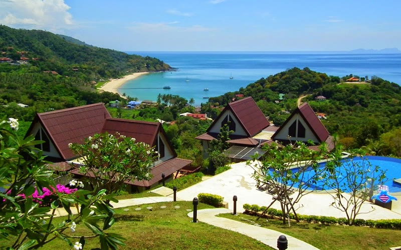 Baan Kantiang See Villas