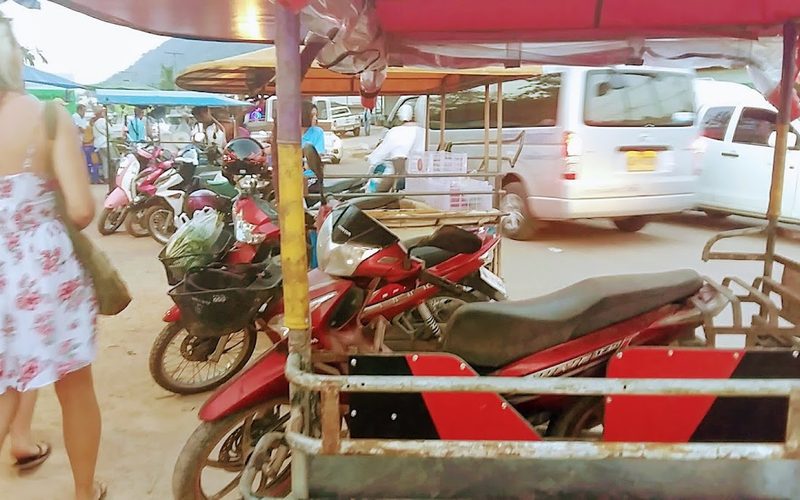 Monday Klong Dao Fresh Market