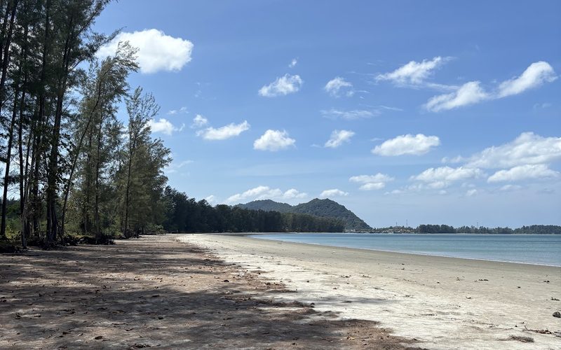 Lang Sot Beach