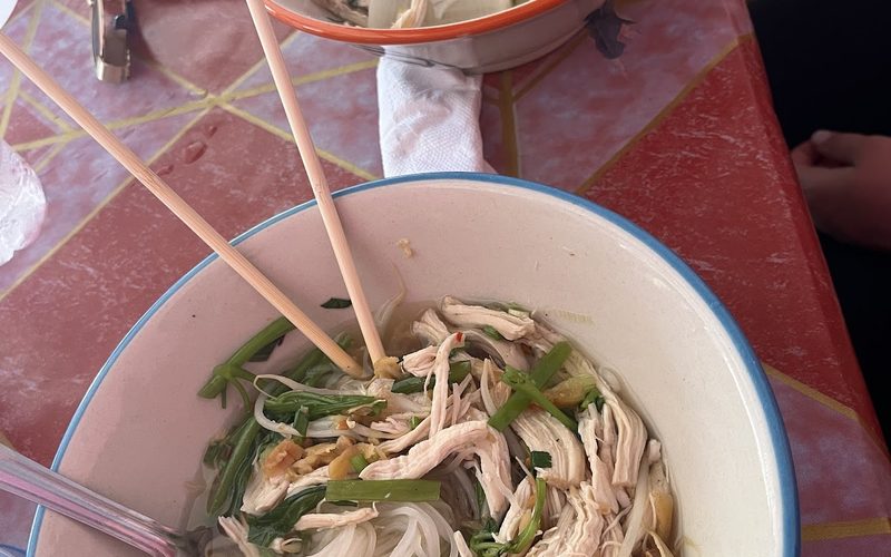 Lek Noodle Shop