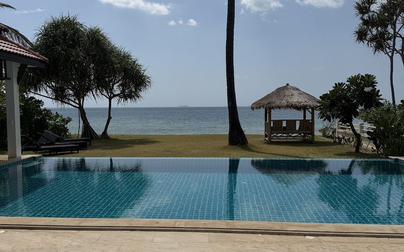 Malee Beach Villas