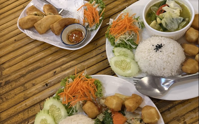 Mama Lanta HALAL Restaurant