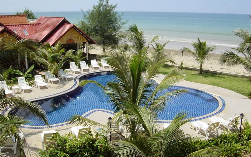 Noble House Beach Resort