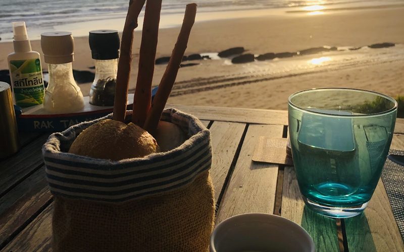 Rak Talay Beach Bar